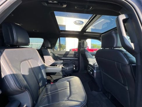 Used 2023 Ford Expedition Max Platinum AWD/4WD image 13