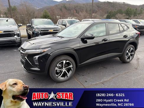 New 2026 Chevrolet Trax RS w/ Driver Confidence Package image 8