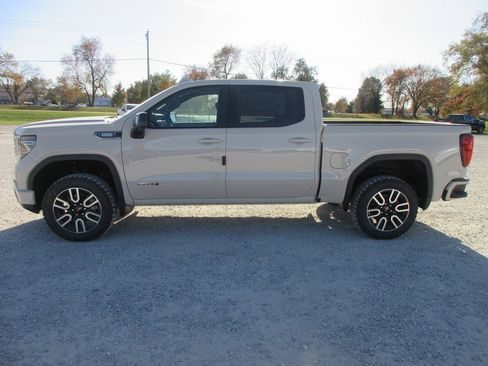 New 2026 GMC Sierra 1500 AT4 image 10