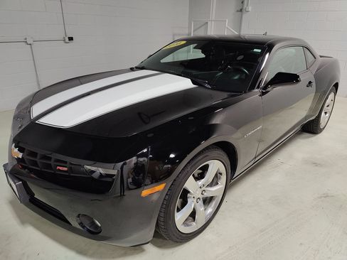 Used 2010 Chevrolet Camaro LT w/ RS Package RWD image 16