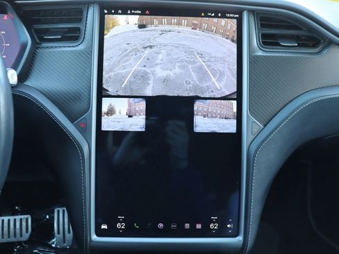 Used 2018 Tesla Model X P100D image 34