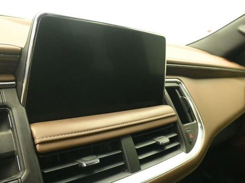 Used 2021 Chevrolet Tahoe High Country image 18