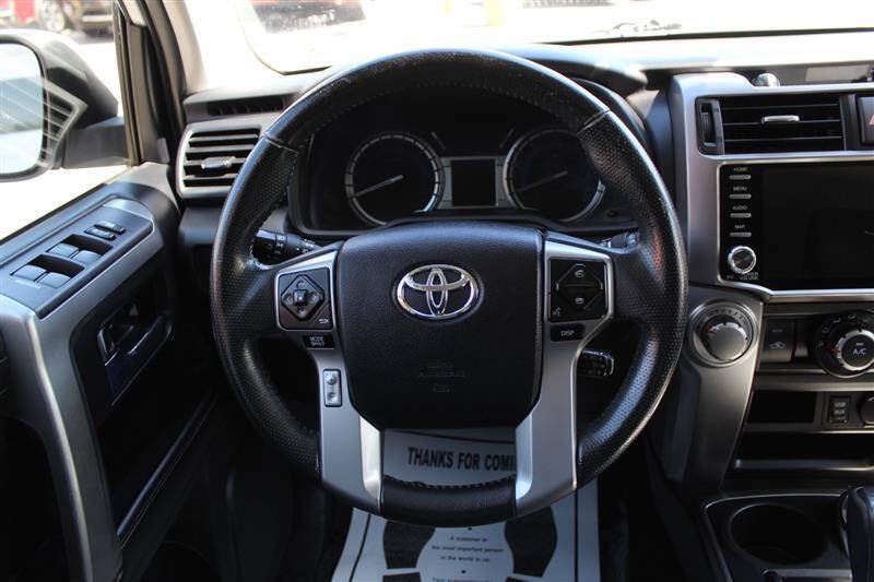Used 2016 Toyota 4Runner SR5 AWD/4WD image 15