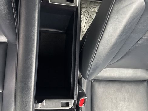 Used 2018 Toyota Prius Prime Premium image 30