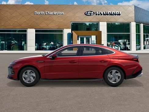 New 2026 Hyundai Sonata SE FWD image 3