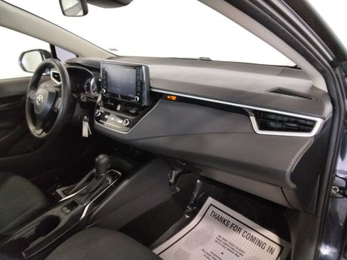 Used 2022 Toyota Corolla LE image 37