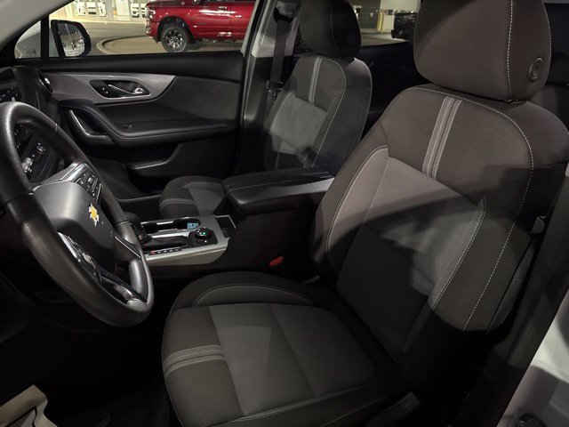 Used 2025 Chevrolet Blazer LT AWD/4WD image 13