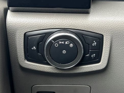 Used 2015 Ford F150 XL w/ Equipment Group 101A Mid image 27