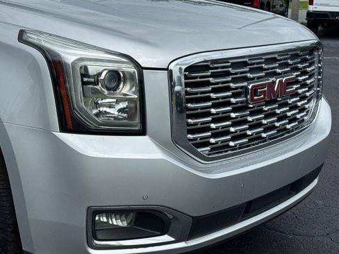 Used 2019 GMC Yukon Denali w/ Denali Ultimate Package AWD/4WD image 10