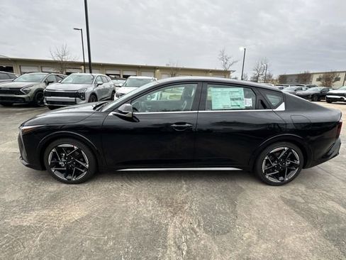 New 2026 Kia K4 GT-Line image 5