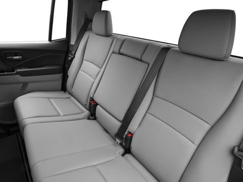 Used 2018 Honda Ridgeline RTL image 17