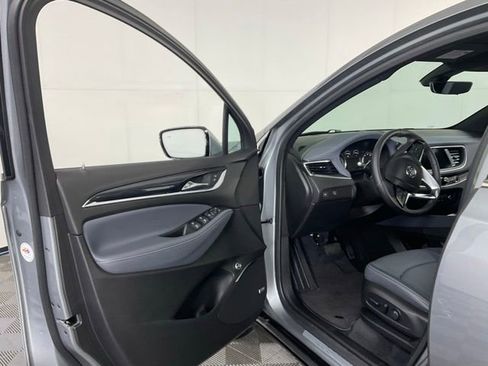 Used 2024 Buick Enclave Essence w/ Experience Buick Package AWD/4WD image 26