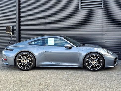 Certified 2026 Porsche 911 Carrera T image 8