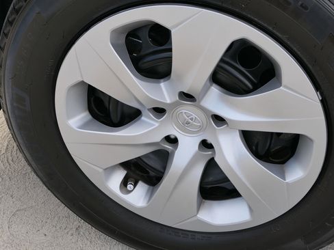 Used 2025 Toyota RAV4 LE image 11