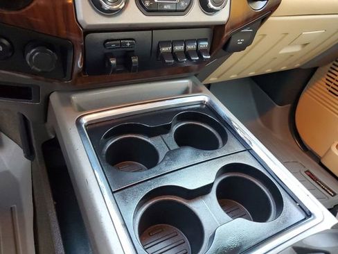 Used 2016 Ford F250 Lariat w/ Lariat Ultimate Package image 24