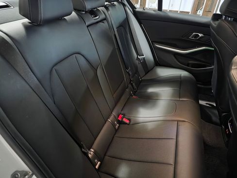 Used 2025 BMW 330i xDrive Sedan image 24