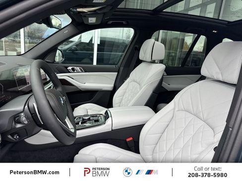 New 2026 BMW X5 xDrive50e image 17