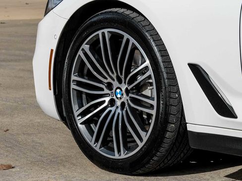 Used 2019 BMW 530i xDrive w/ M Sport Package image 58