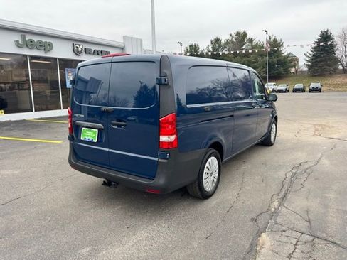 Used 2022 Mercedes-Benz Metris image 7