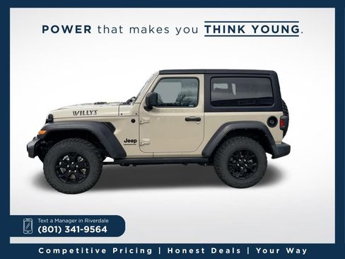 Used 2022 Jeep Wrangler Willys image 8