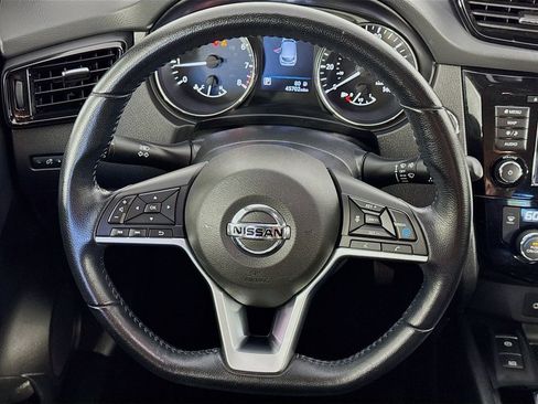 Used 2021 Nissan Rogue Sport SL FWD image 34
