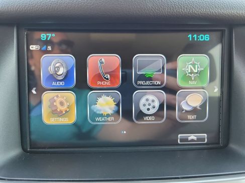 Used 2020 Chevrolet Suburban Premier RWD image 17