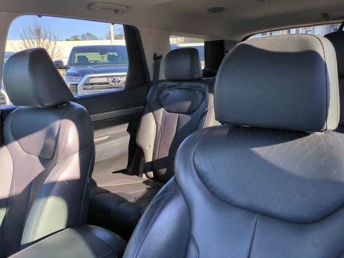 Used 2021 Hyundai Palisade SEL w/ Premium Package image 8