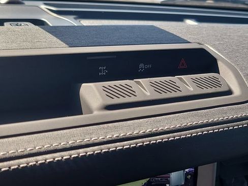 New 2026 Ford Bronco Outer Banks AWD/4WD image 25