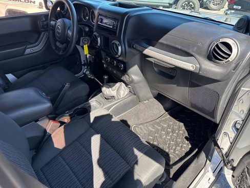 Used 2011 Jeep Wrangler Unlimited Sport image 24