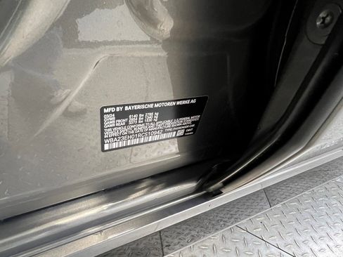 Used 2024 BMW 740i image 50