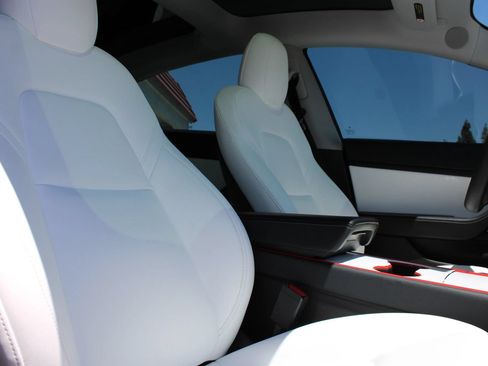 Used 2020 Tesla Model 3 Performance AWD/4WD image 10