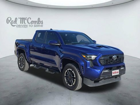 Used 2024 Toyota Tacoma TRD Sport RWD image 7