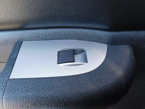 Used 2013 GMC Sierra 1500 SLE image 15