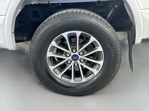 Used 2019 Ford F150 XLT w/ Equipment Group 302A Luxury image 35