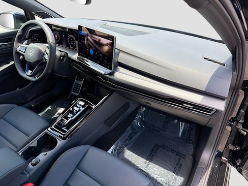 New 2026 Volkswagen Golf AWD/4WD image 12