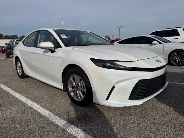 Used 2026 Toyota Camry LE FWD image 2