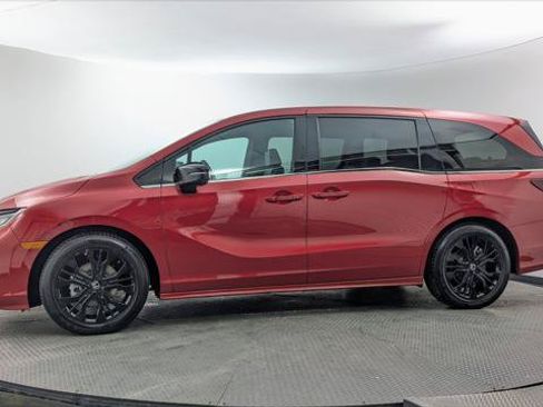 Used 2025 Honda Odyssey Sport-L image 3