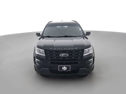 Used 2016 Ford Explorer Sport w/ Equipment Group 401A AWD/4WD image 2