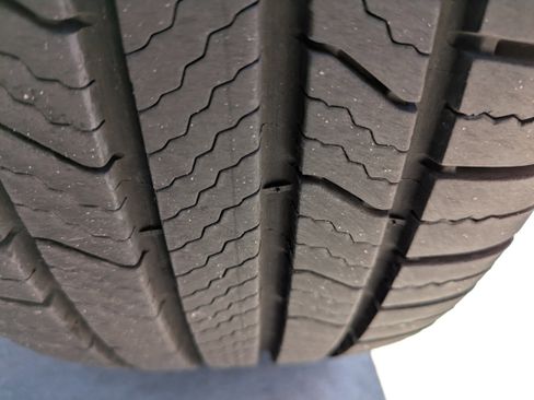 Used 2019 Toyota RAV4 XLE w/ Convenience Package image 10