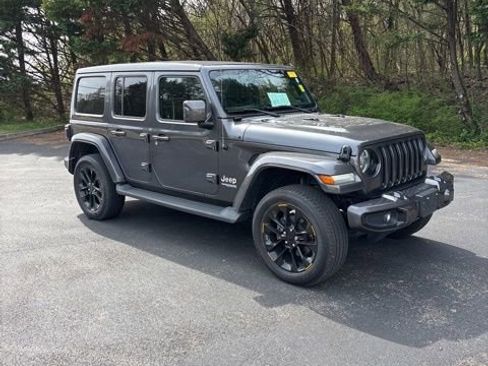 Used 2020 Jeep Wrangler Unlimited Sahara image 10
