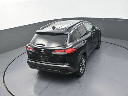Used 2026 Toyota Corolla Cross XLE FWD image 28