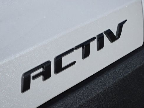 New 2026 Chevrolet Equinox ACTIV w/ Convenience Package III FWD image 39