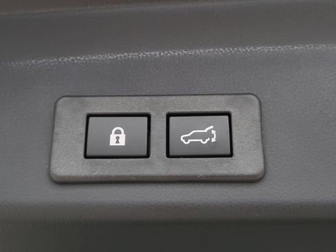Certified 2025 Subaru Ascent Bronze Edition AWD/4WD image 13