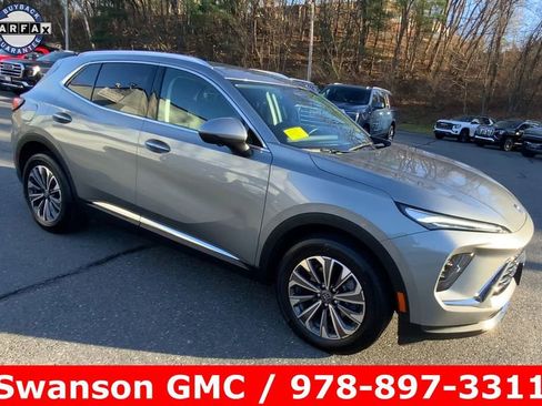 Certified 2025 Buick Envision Preferred image 2