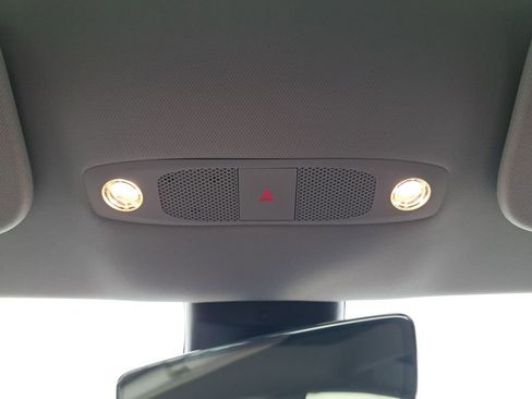 Used 2023 Tesla Model 3 Performance image 27