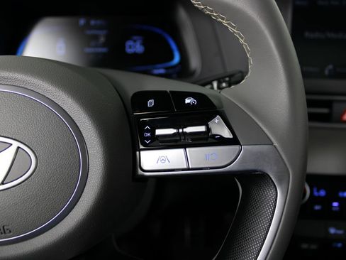 Used 2026 Hyundai Elantra Sport image 26