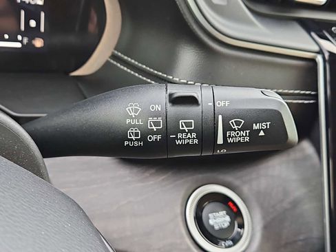 Used 2021 Jeep Grand Cherokee L Limited image 26