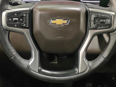 Used 2022 Chevrolet Silverado 1500 LT w/ Safety Package II AWD/4WD image 5
