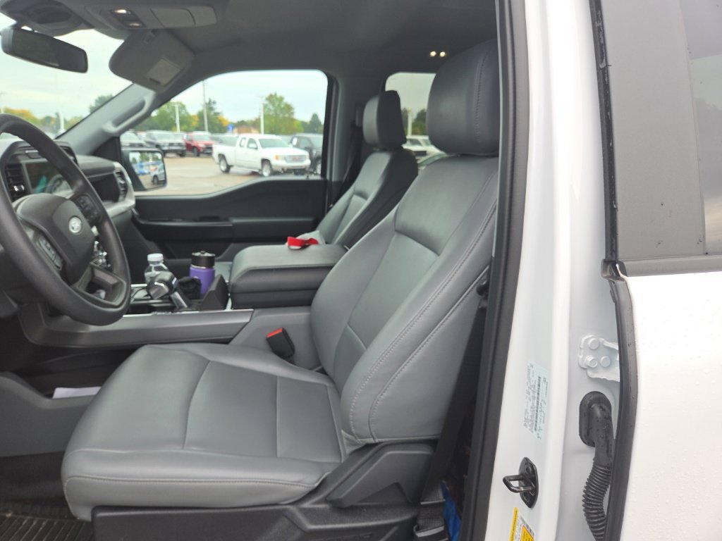Used 2023 Ford F150 Lightning Pro AWD/4WD image 12