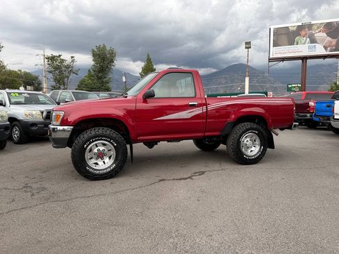 Used 1993 Toyota Pickup Deluxe AWD/4WD image 67